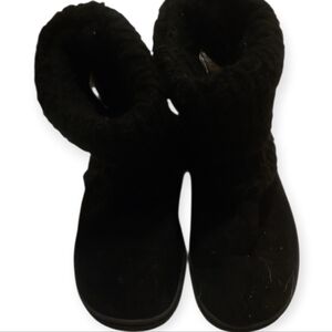 Muk Luks Black Faux-Fur Winter Ankle Boots